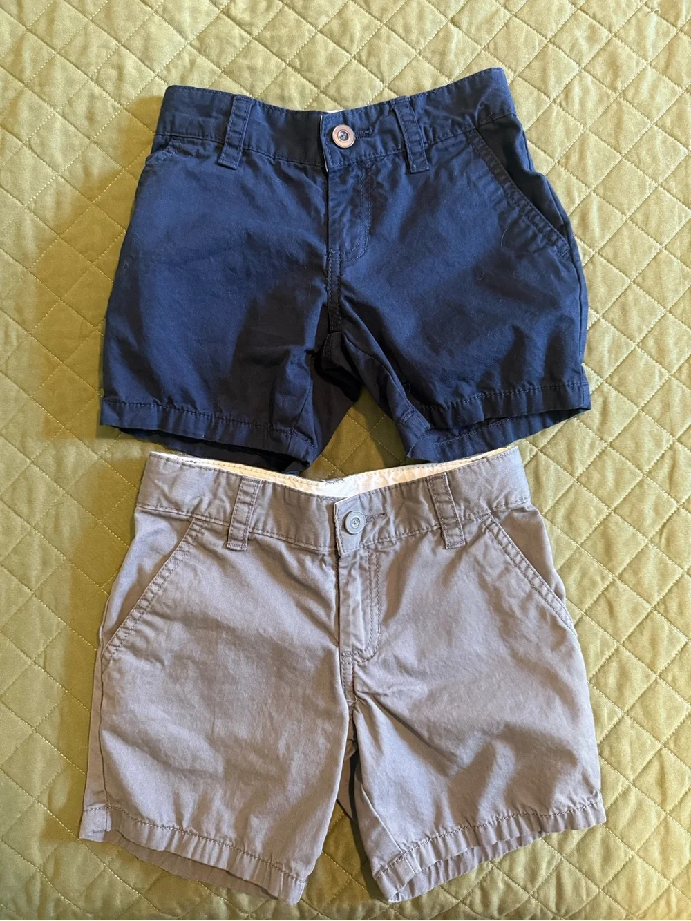 Toddler Boys 3T 4T Shorts Bundle Old Navy, Cat & Jack, Carters 5 pairs